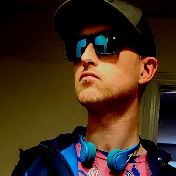 Meet your Posher, James - Picture 13 of 16